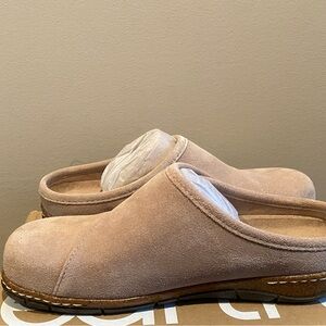 Earth Ezra Round Toe Casual Slip-on Flat Clogs. Color taupe